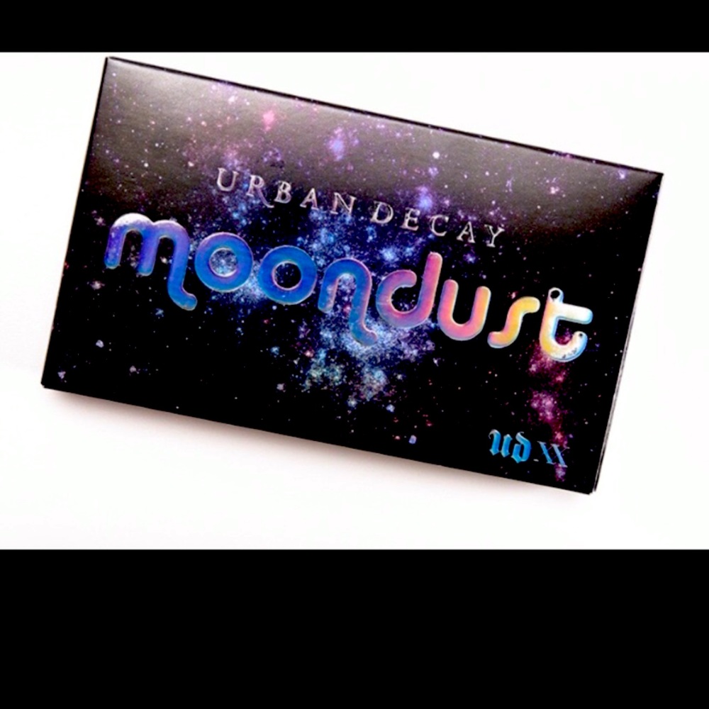 ✨NEVER OPENED Moondust pallet✨